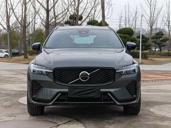 Фото 4 - Volvo XC60