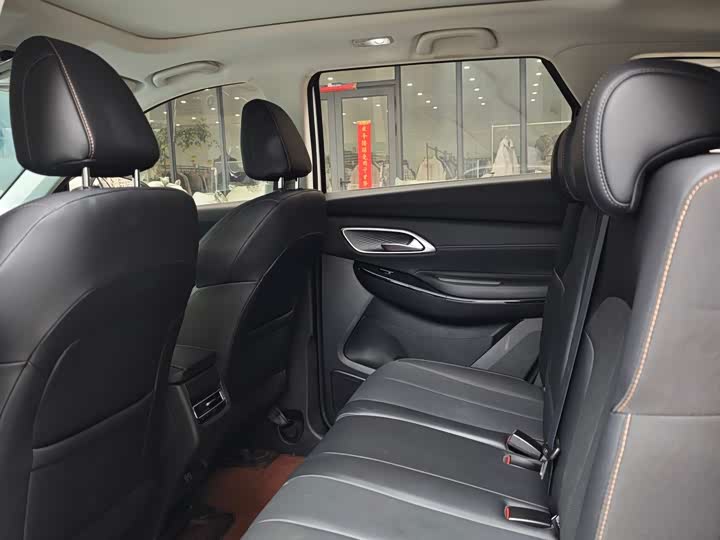 Фото 4 - Changan X7 Plus