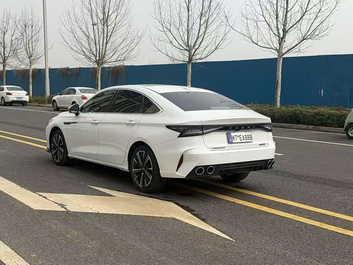 Фото 7 - Chery Arrizo 8