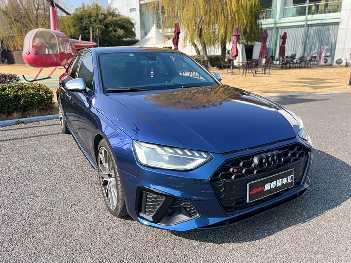 Фото 3 - Audi S4