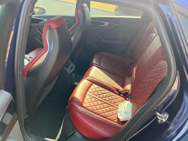 Фото 8 - Audi S4