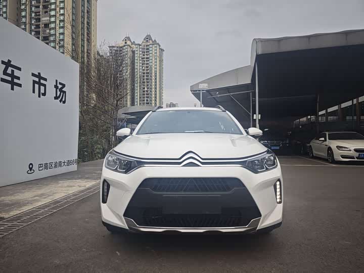 Photo 2 - Citroen C3-XR