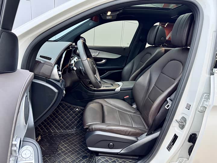 Фото 9 - Mercedes-Benz GLC-Class