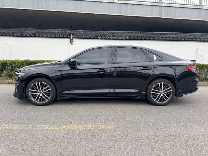 Photo 4 - Geely Preface