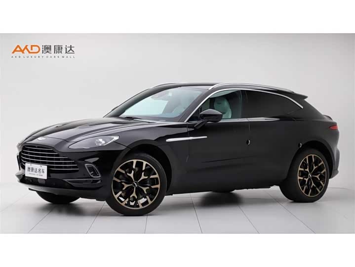 Photo 1 - Aston Martin DBX