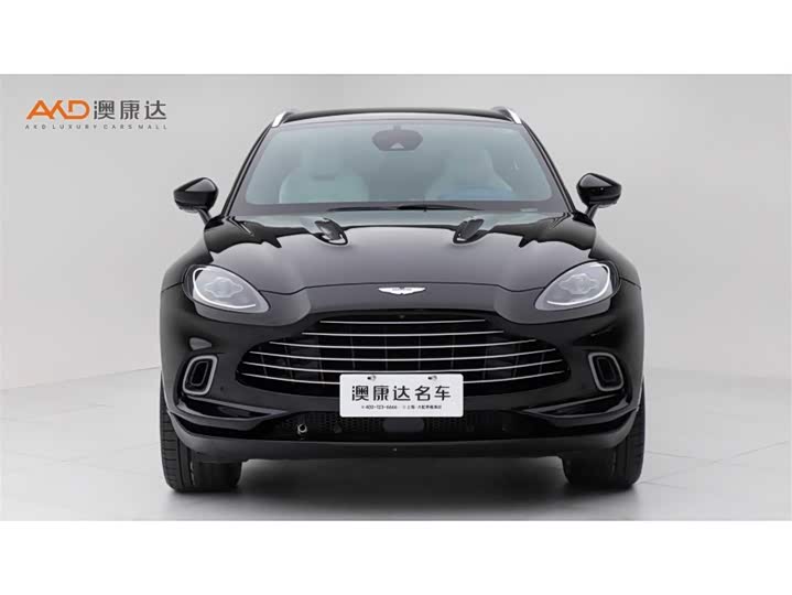 Photo 2 - Aston Martin DBX