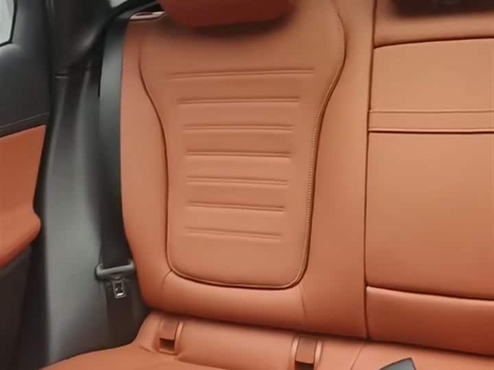 Фото 4 - Mercedes-Benz GLC-Class