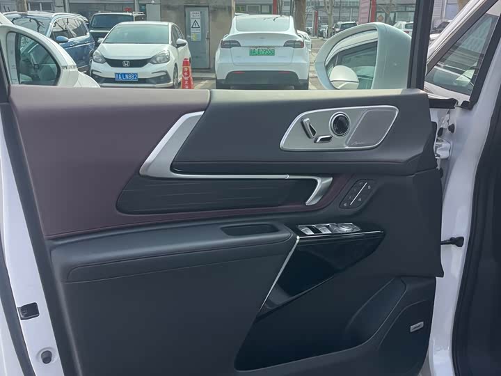 Фото 3 - Buick GL8 Century