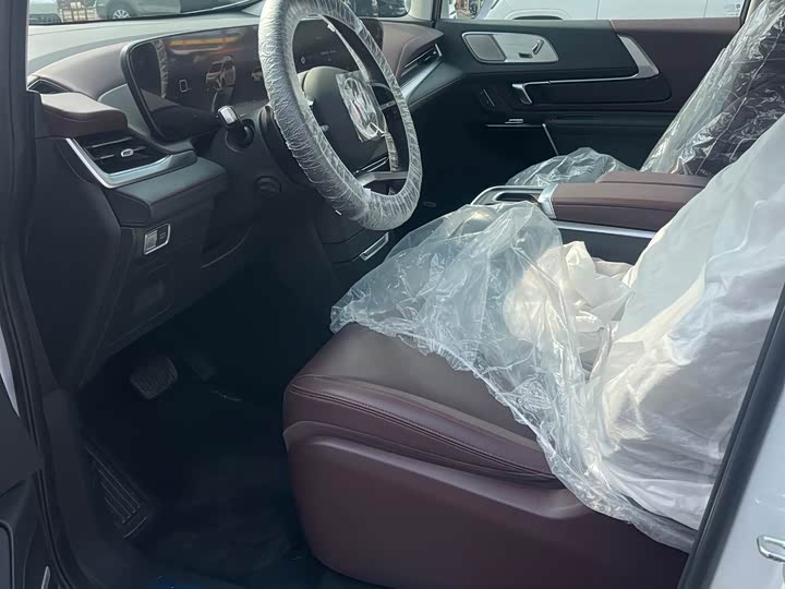 Фото 4 - Buick GL8 Century