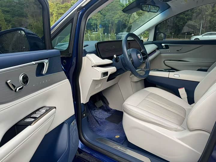 Фото 4 - Buick GL8 Hybrid