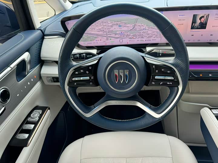 Фото 9 - Buick GL8 Hybrid