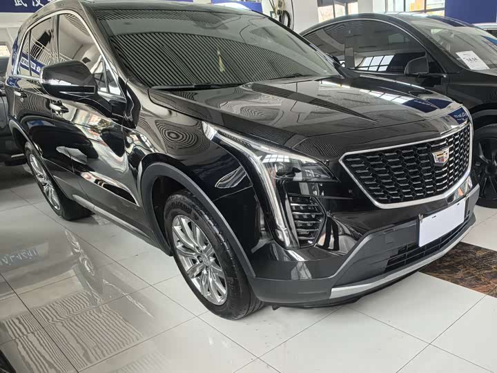Фото 3 - Cadillac XT4