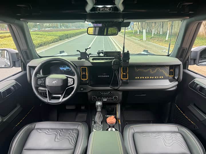 Фото 7 - Ford Bronco