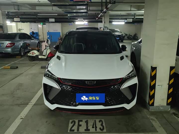 Фото 2 - Geely Coolray