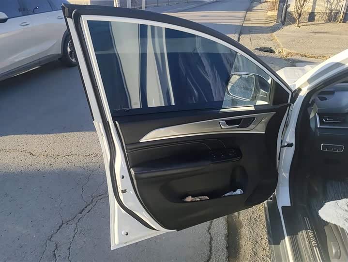 Фото 7 - Haval M6