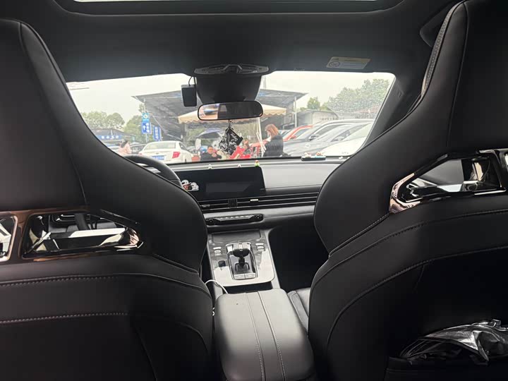 Фото 7 - GAC Trumpchi Empow R