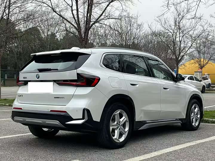 Фото 7 - BMW iX1