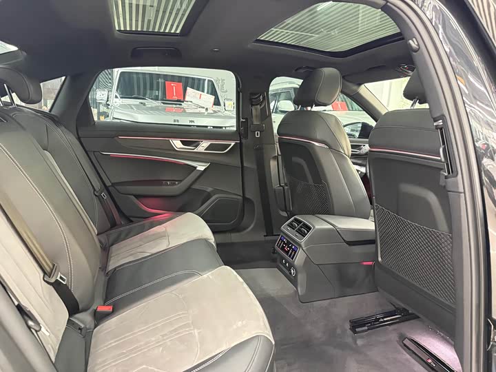 Audi A6L 2024 2024款 45 TFSI quattro 臻选动感型