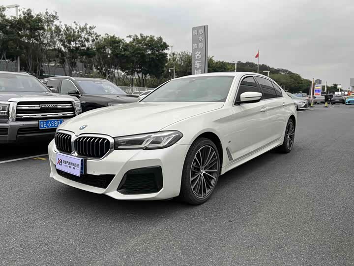 Фото 1 - BMW 5 Series