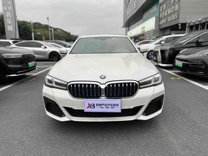 Фото 2 - BMW 5 Series