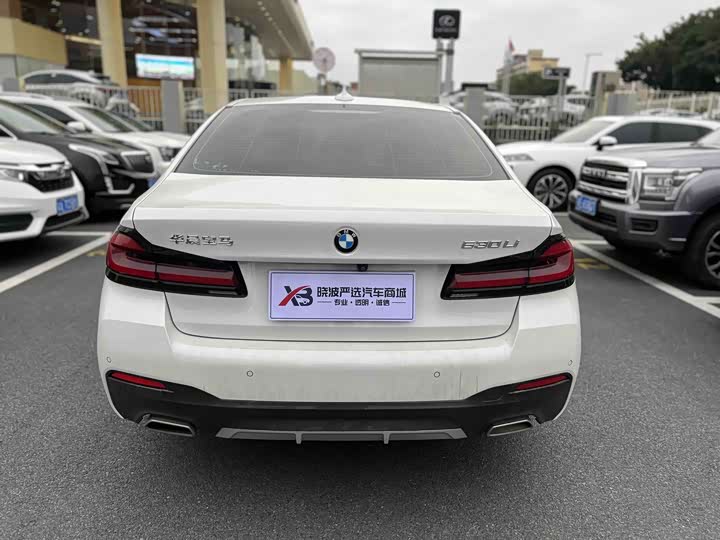 Фото 8 - BMW 5 Series