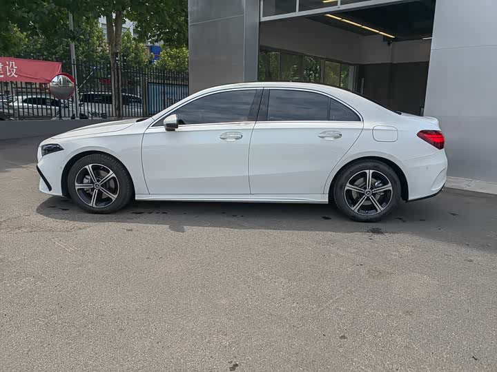 Фото 5 - Mercedes-Benz A-Class