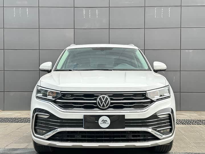 Фото 2 - Volkswagen Tayron X