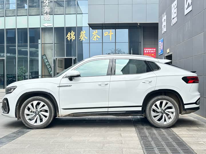 Фото 8 - Volkswagen Tayron X