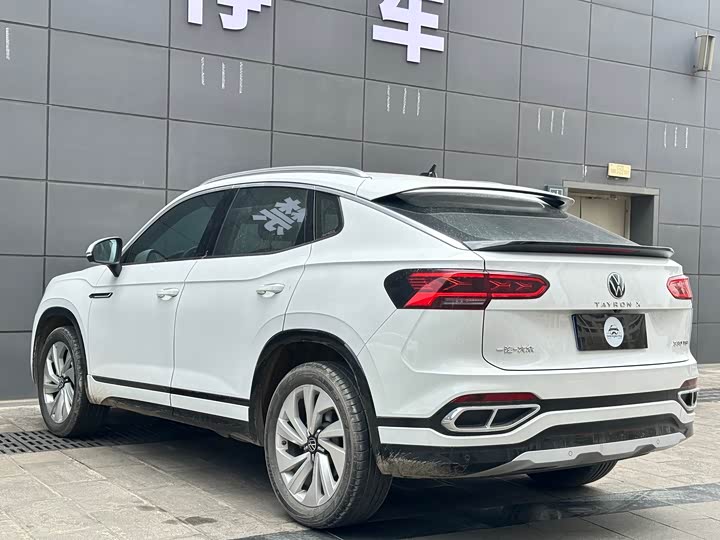 Фото 9 - Volkswagen Tayron X