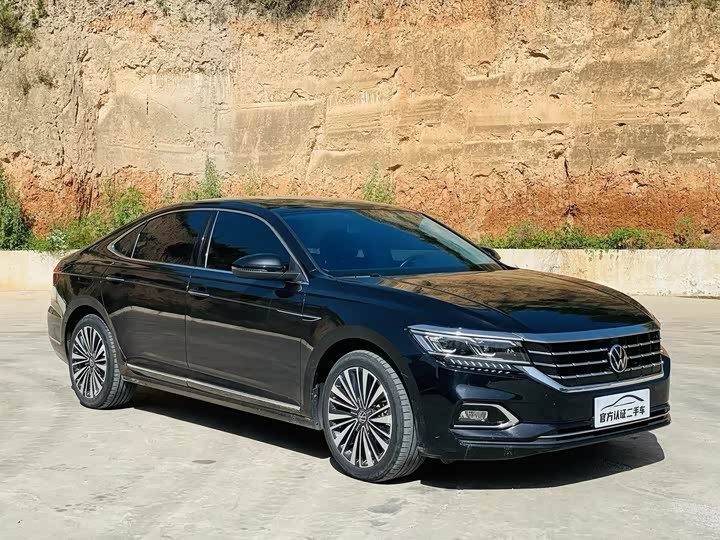 Фото 3 - Volkswagen Passat