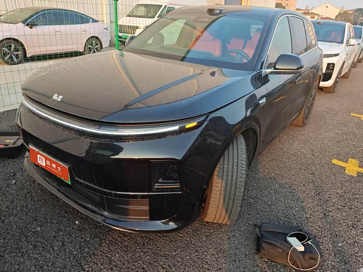 Фото 1 - LiXiang L6