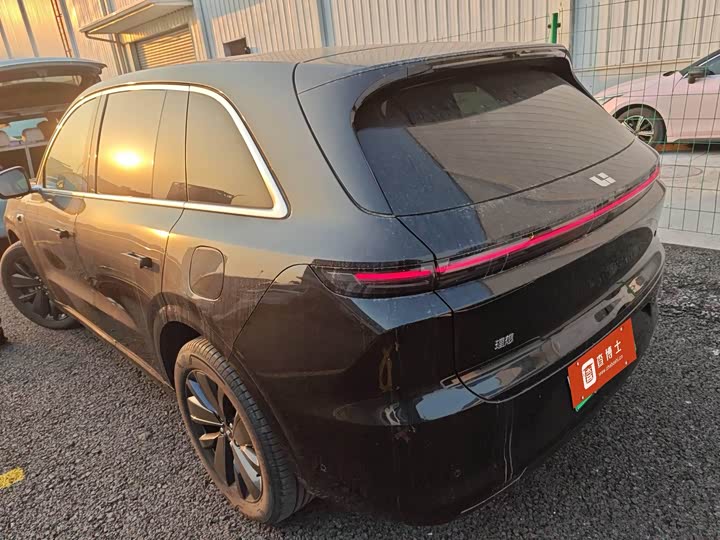 Фото 6 - LiXiang L6