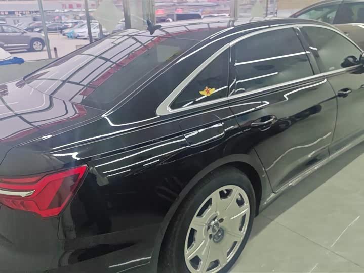 Фото 3 - Audi A6L