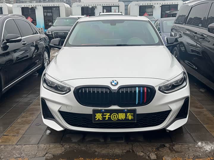 Фото 1 - BMW 1 Series