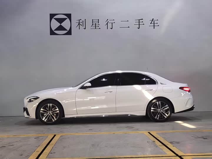 Photo 4 - Mercedes-Benz C-Class Hybrid