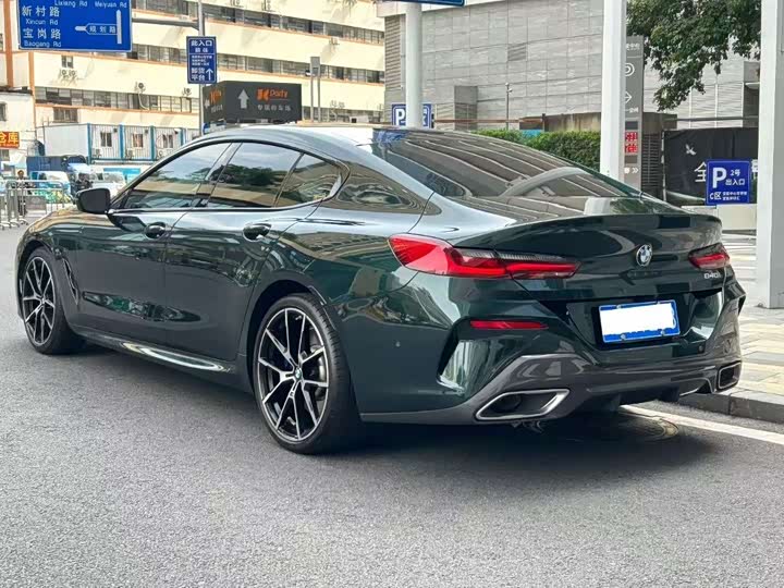 Фото 9 - BMW 8 Series