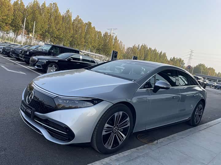 Фото 1 - Mercedes-Benz EQS