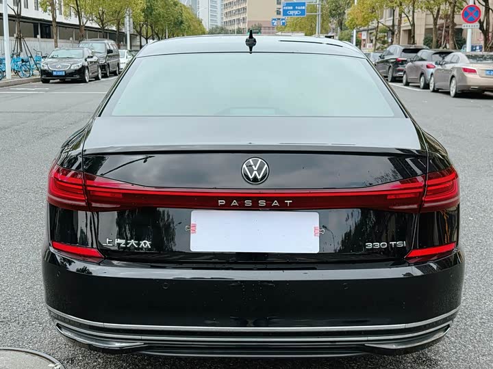 Фото 6 - Volkswagen Passat