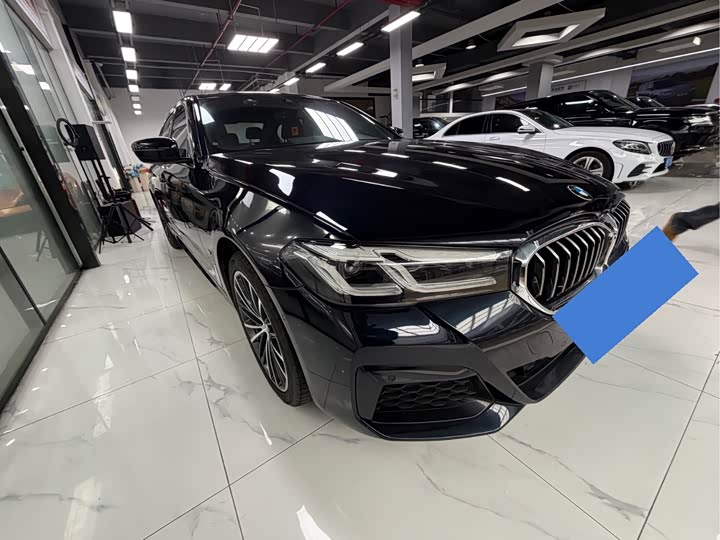 Фото 2 - BMW 5 Series