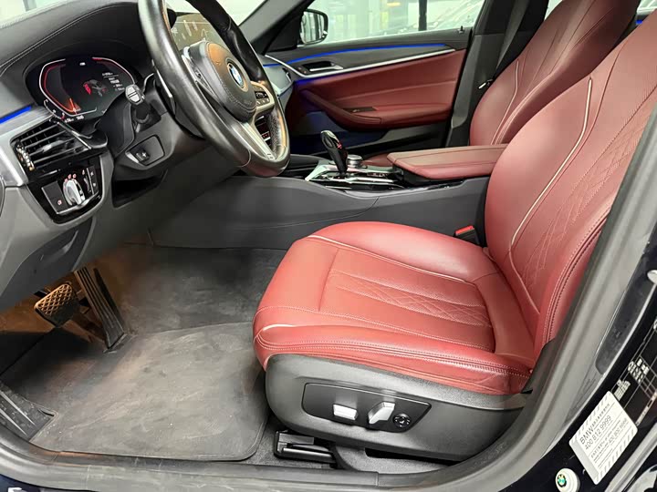 Фото 5 - BMW 5 Series