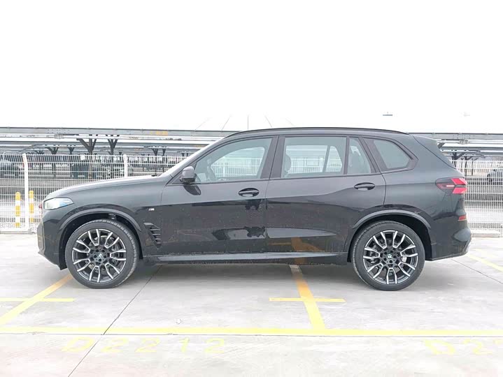 Фото 3 - BMW X5