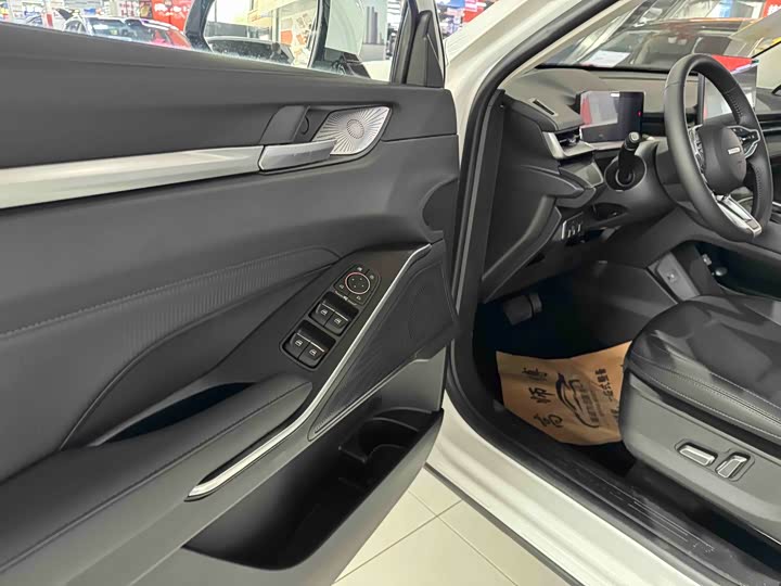 Фото 7 - Haval H6