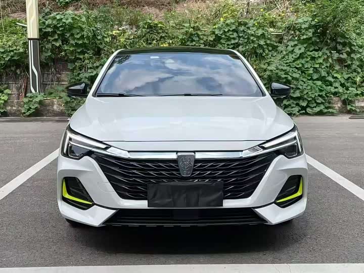 Фото 2 - Roewe i6 Max