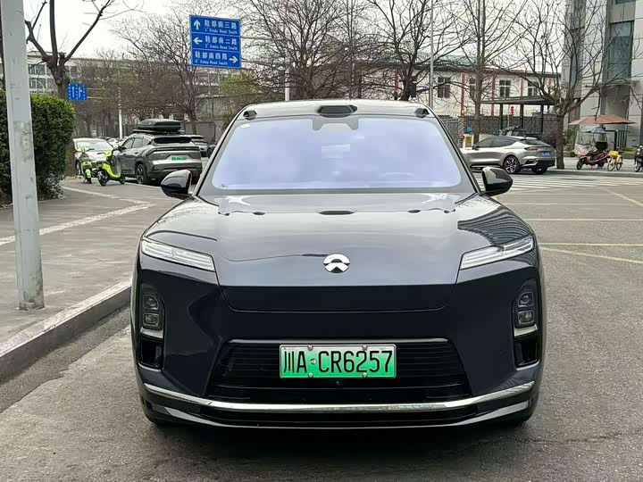 Фото 2 - Nio ES8