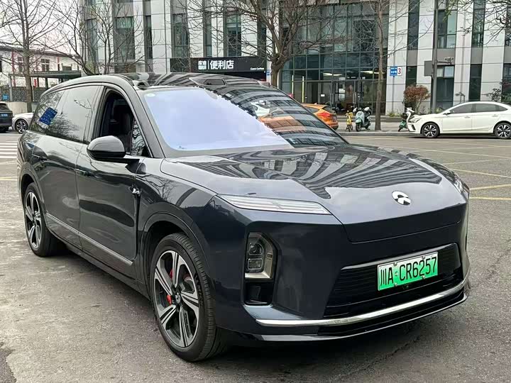 Фото 3 - Nio ES8