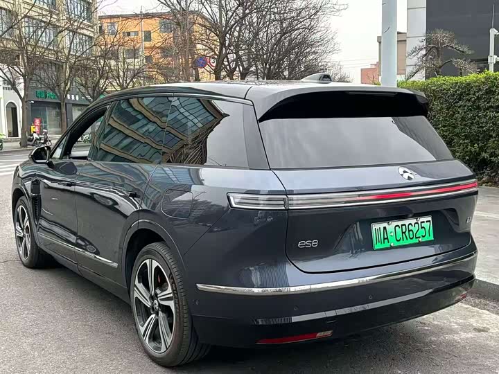 Фото 6 - Nio ES8