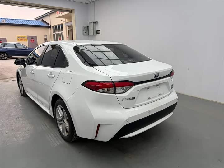 Фото 4 - Toyota Levin