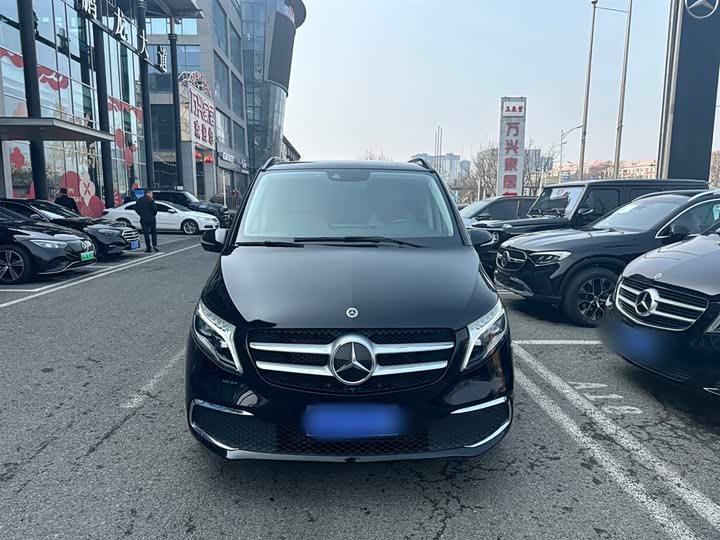 Фото 2 - Mercedes-Benz V-Class