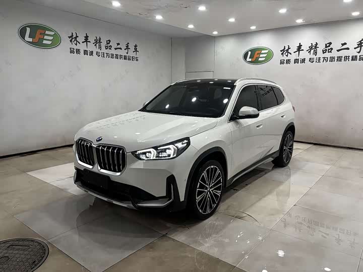 Фото 1 - BMW X1
