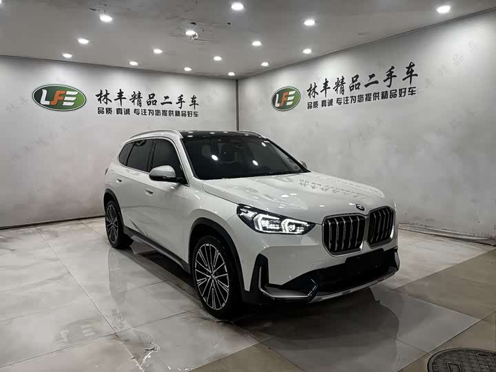Фото 3 - BMW X1